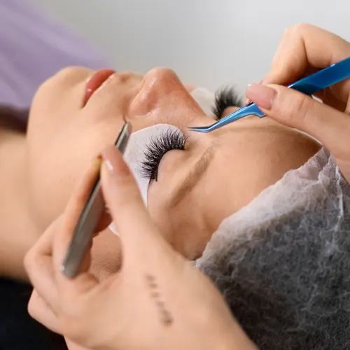 Lashes Extensions